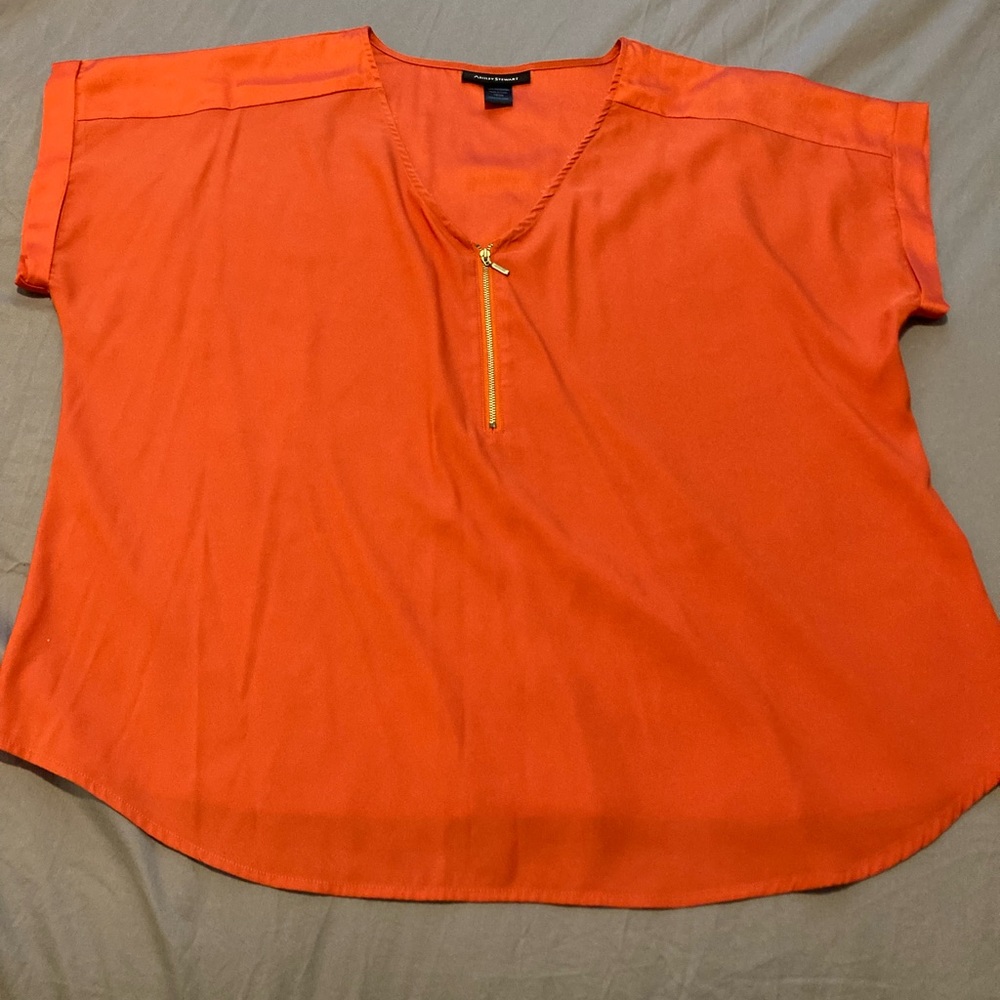 Ashley Stewart zip v neck pull over blouse in dark orange size 18/20
